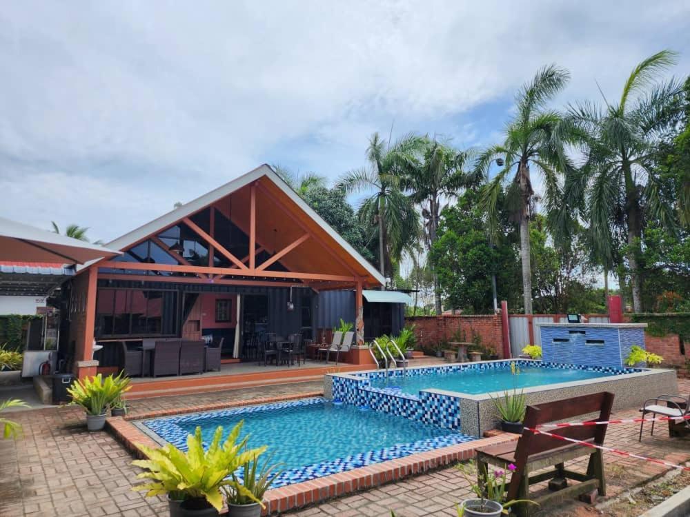 Merlimau Homestay Umbai Kelana מראה חיצוני תמונה