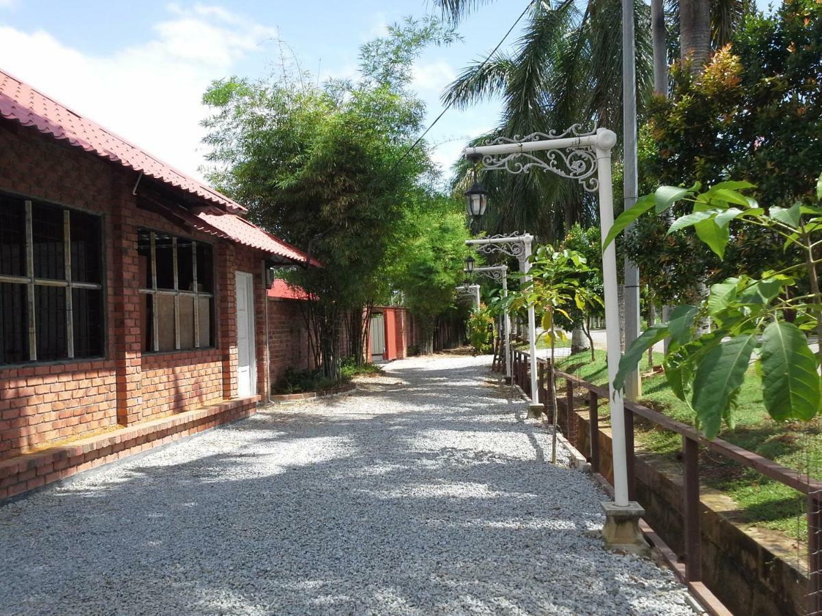 Merlimau Homestay Umbai Kelana מראה חיצוני תמונה